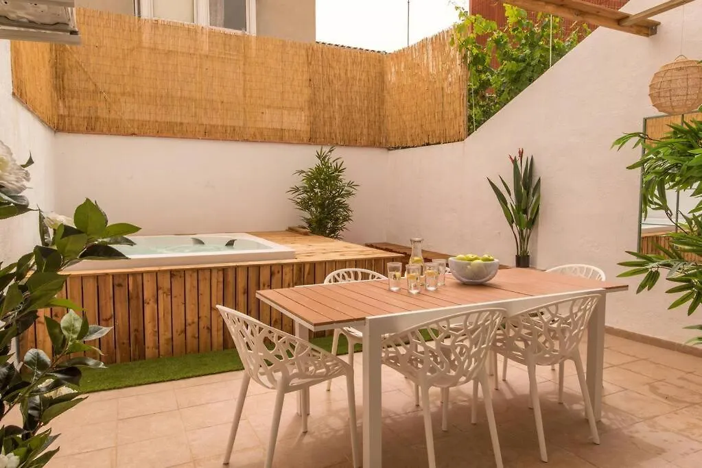 Casa Para 8 Personas Con Jardin Palafolls 0*,  Spain