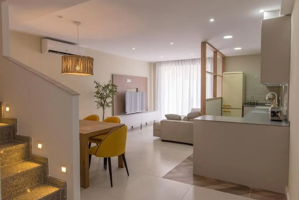 Casa Para 8 Personas Con Jardin Palafolls 0*,  Spain