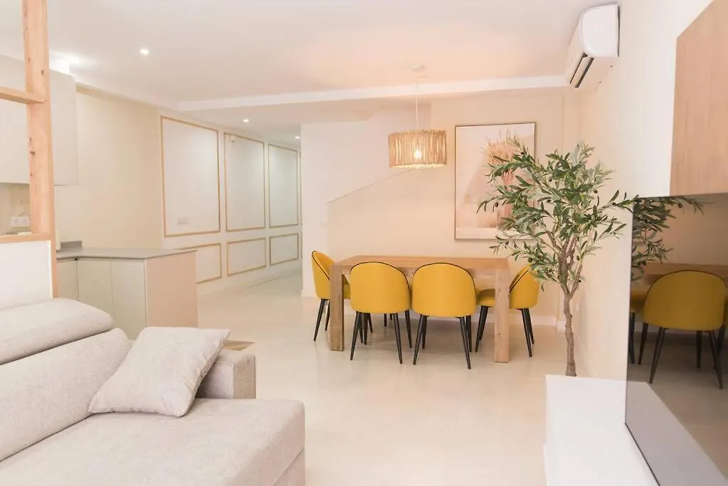 Casa Para 8 Personas Con Jardin Palafolls Holiday home