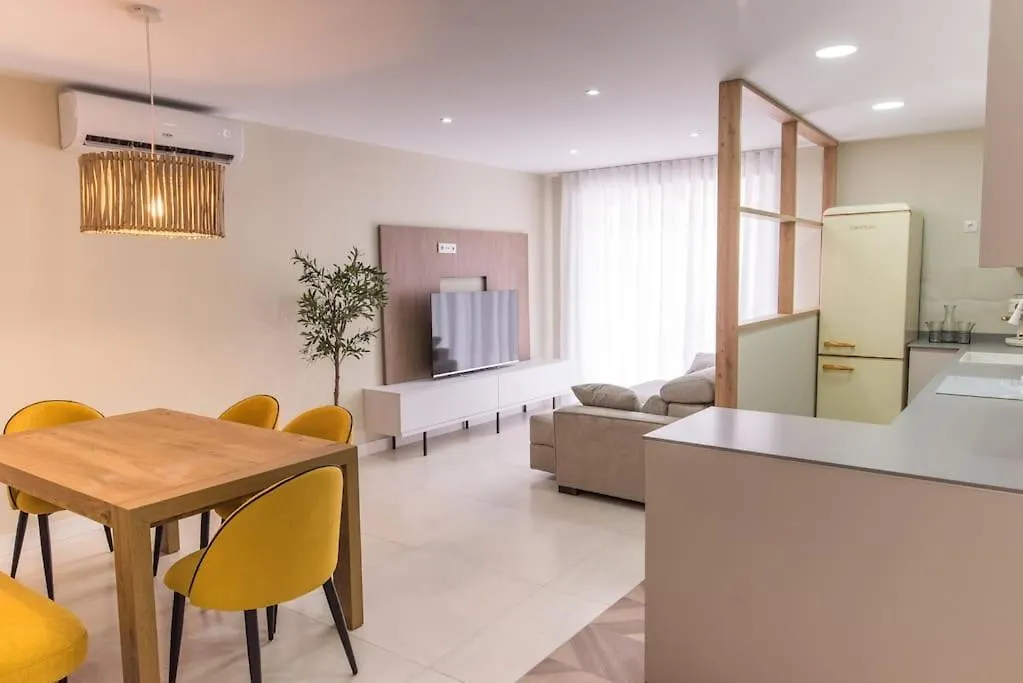 Casa Para 8 Personas Con Jardin Palafolls Holiday home