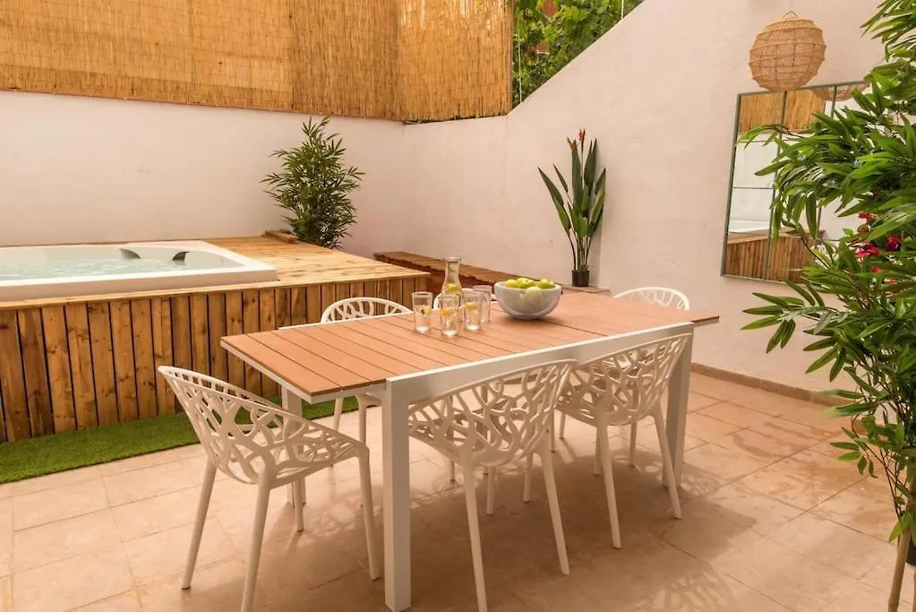 Holiday home Casa Para 8 Personas Con Jardin Palafolls