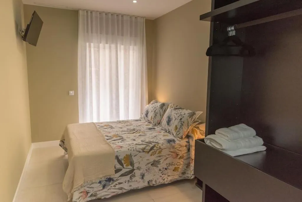 Casa Para 8 Personas Con Jardin Palafolls 0*,