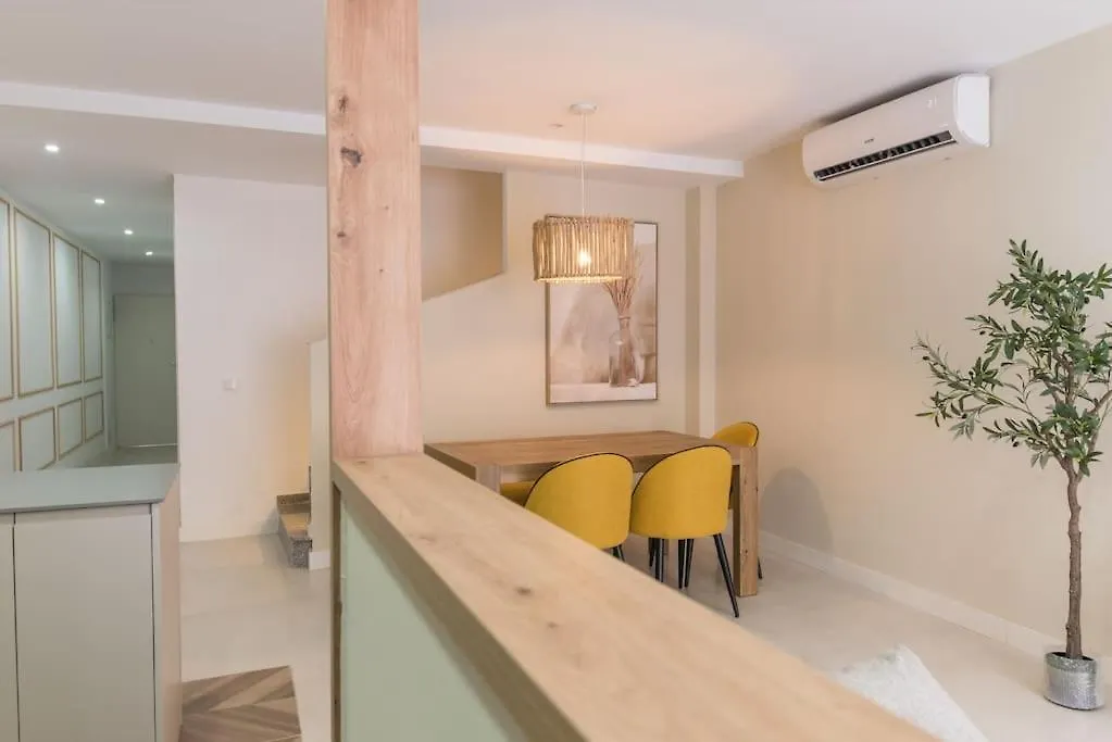 Casa Para 8 Personas Con Jardin Palafolls 0*,